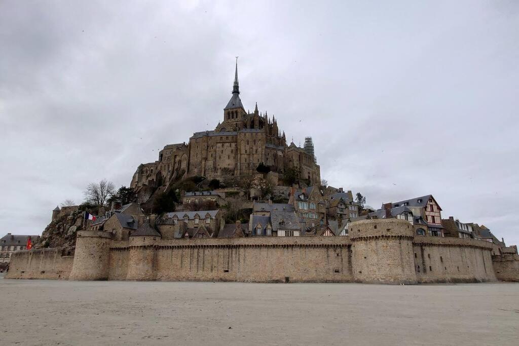 Gite La Mer, A La Campagne En Normandie, Proche Du Mont St Michel Lolif Ngoại thất bức ảnh