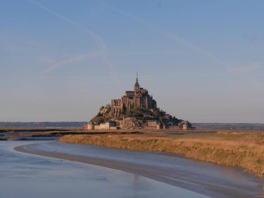 Gite La Mer, A La Campagne En Normandie, Proche Du Mont St Michel Lolif Ngoại thất bức ảnh